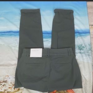 Loft Girl Friend Chino Green Size 2